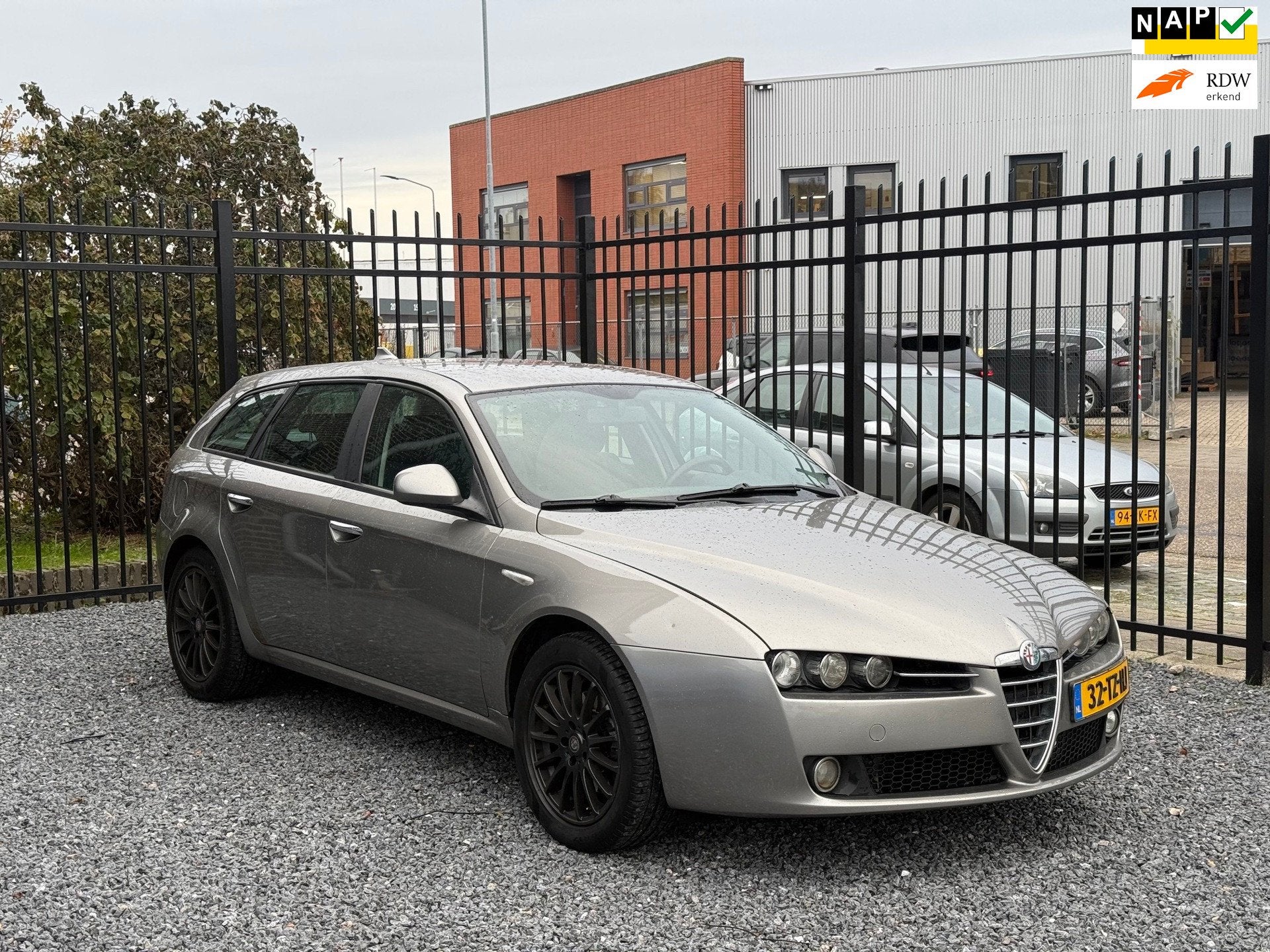 Alfa Romeo 159 Sportwagon 1.8 mpi Business CLIMA!NAVI!APK202, Auto's, Stof, Gebruikt, Zwart, 4 cilinders