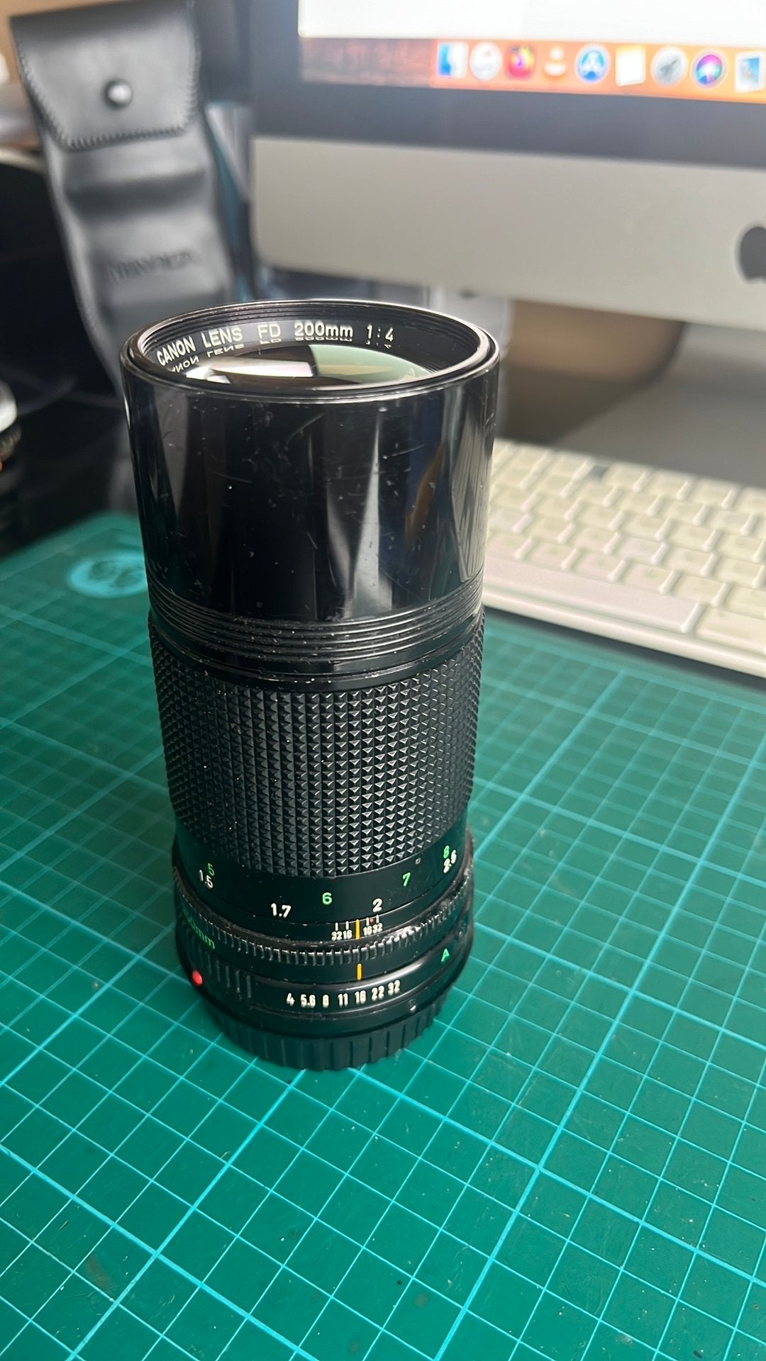 Canon FD 200mm f/4.0, Audio, Tv en Foto, Fotografie | Lenzen en Objectieven, Ophalen of Verzenden, Gebruikt, Telelens