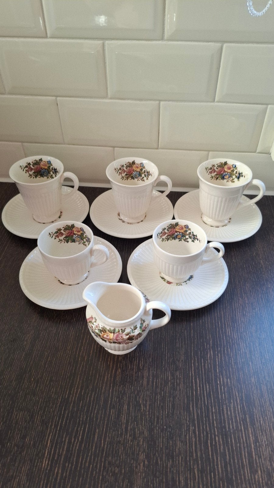 Diverse wedgwood mokken en kop en schotel die omschrijving, Antiek en Kunst, Antiek | Servies los, Ophalen