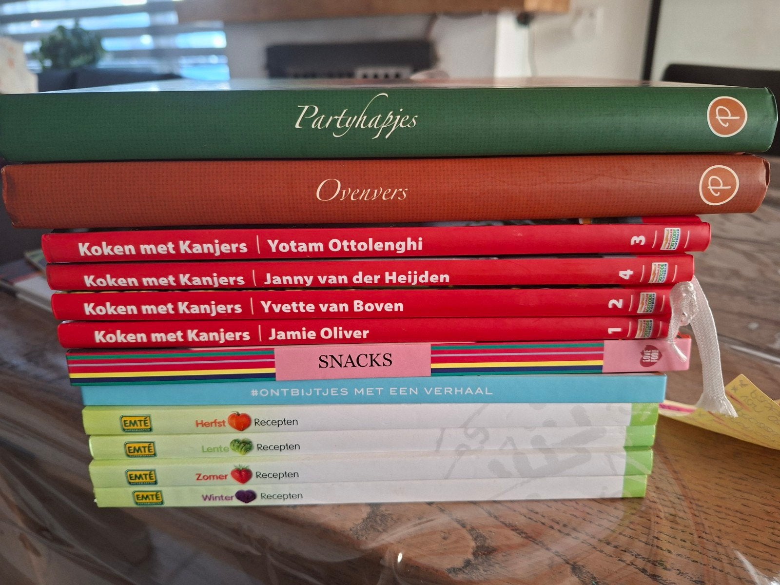 Collectie kookboeken: in 1 bundel €15,- of per soort te koop, Ophalen of Verzenden, Gelezen, Europa, Tapas, Hapjes en Dim Sum