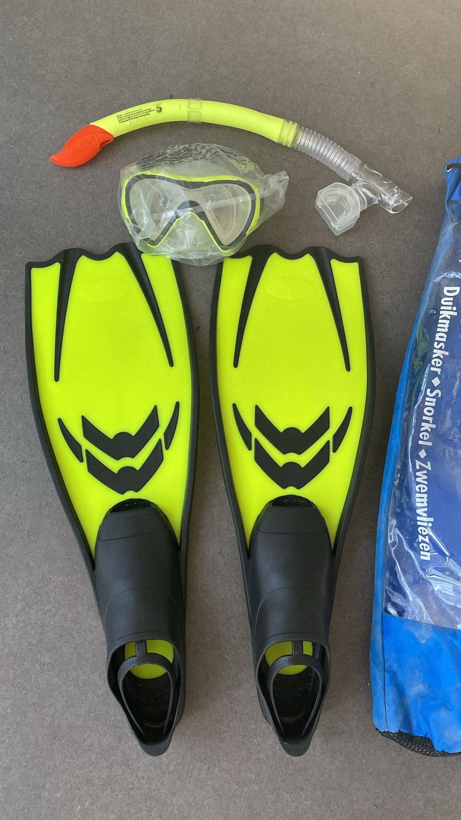 Zwemvliezen en bril nieuw 42/43, Watersport en Boten, Ophalen, Nieuw, SUP-boards