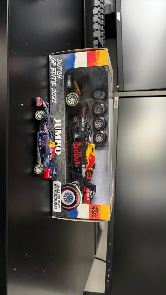 Max verstappen auto jumbo + mini auto max verstappen, Ophalen of Verzenden, Nieuw, Auto, Bburago