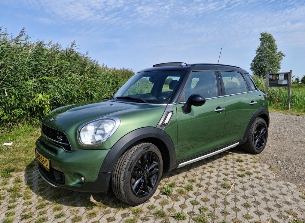 Unieke Mini Countryman 1.6 Cooper S All4 AUT 2015 Groen, Auto's, Mini, Automaat, Stof, Zwart, USB