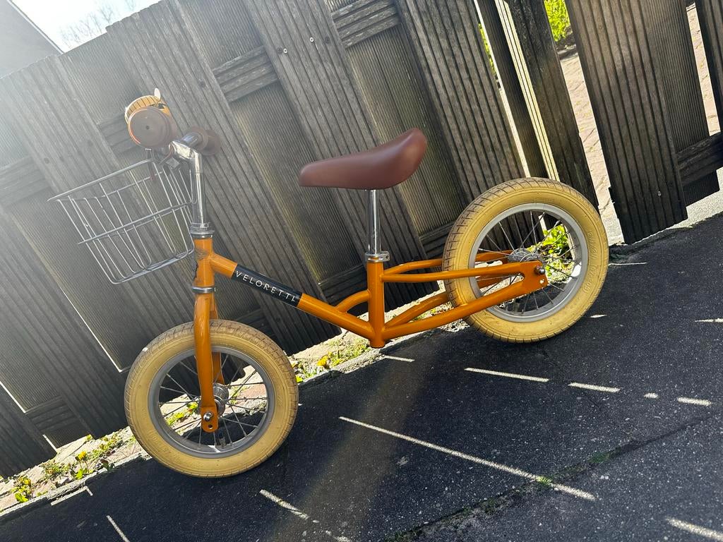 Veloretti loopfiets geel met mandje en bel, Ophalen, Zo goed als nieuw, Minder dan 16 inch