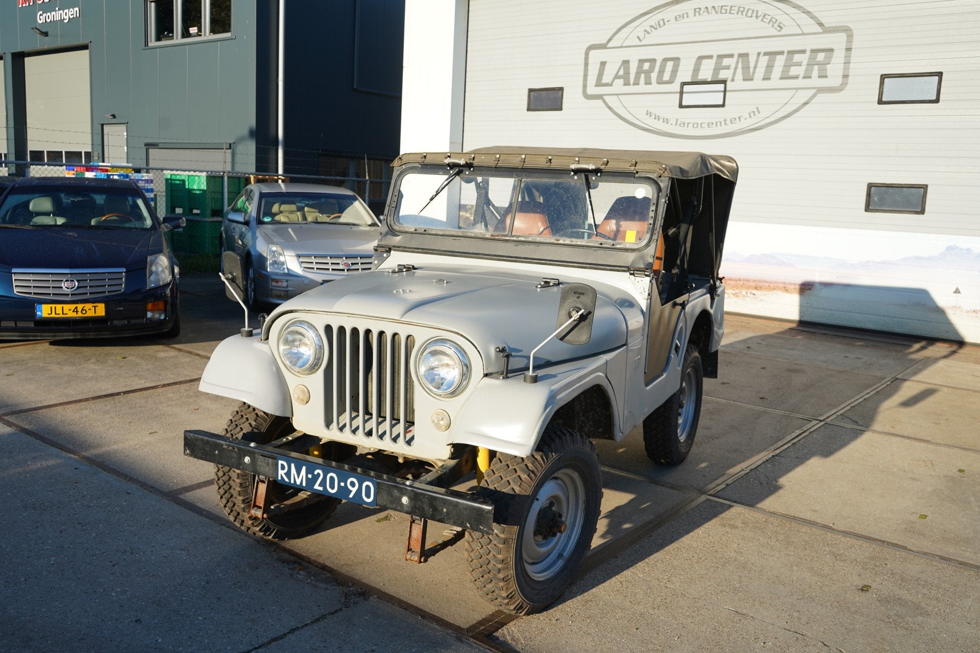 Jeep Willys (bj 1963), Jeep, 2199 cc, 4 stoelen, Bedrijf