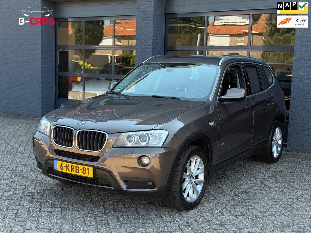 BMW X3 XDrive20i High Executive MPakket|Leer|Xenon|Pdc|Nap, Auto's, Euro 5, Gebruikt, 4 cilinders, Bruin