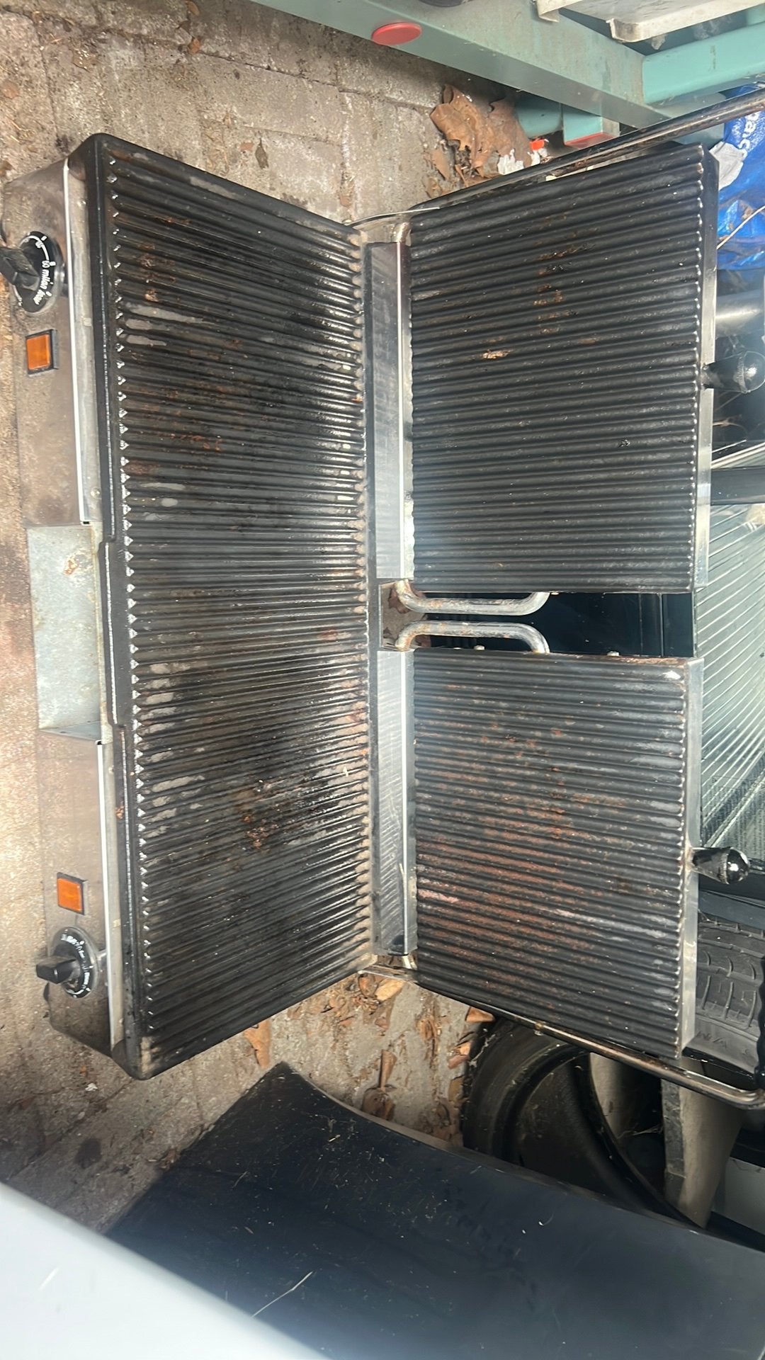 Te koop contactgrill voor 200 euro., Ophalen, Zo goed als nieuw