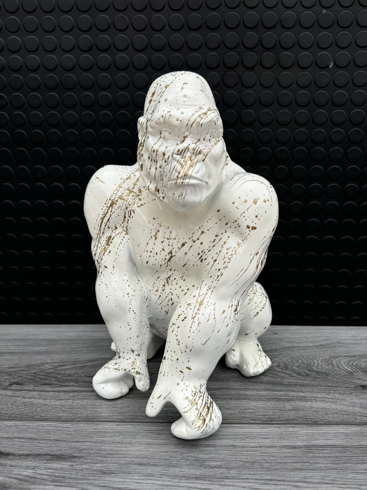 gorilla (wit met goud) 35hoog 20breed/Nieuw!, Ophalen of Verzenden, Nieuw, Dier