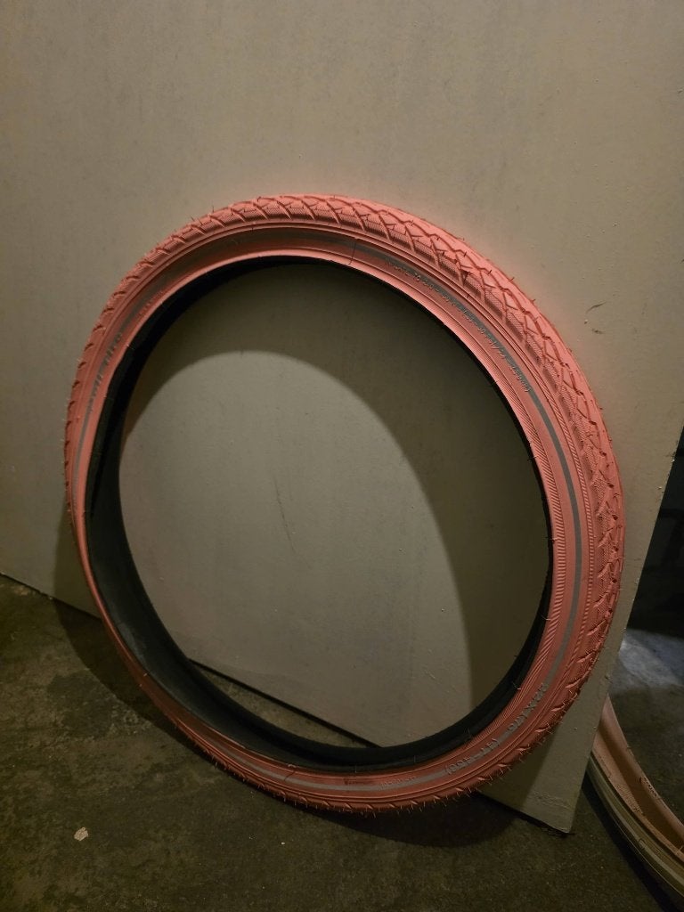 22 inch buitenband, Ophalen, Nieuw, Band