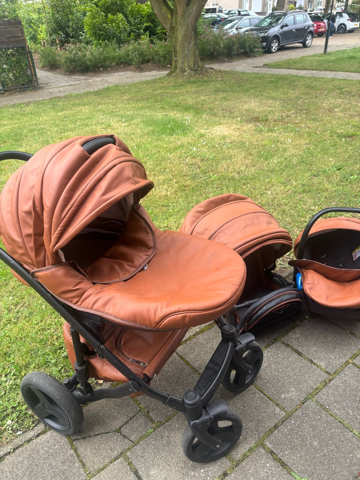 Kinderwagen met autostoel, reiswieg en buggy, Zo goed als nieuw, Combiwagen, Met autostoeltje, Ophalen