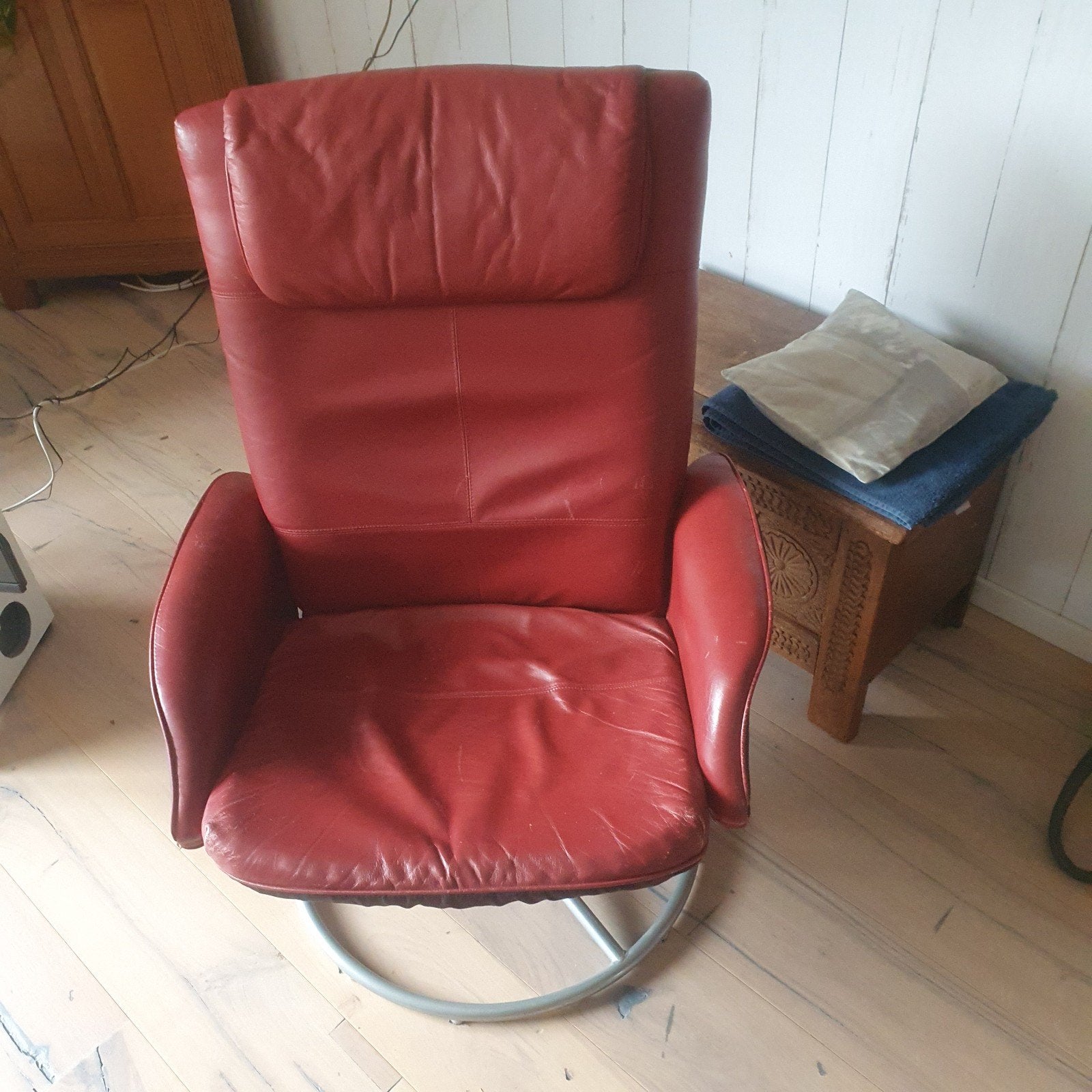 Ikea 70's rode leren fauteuil, draaistoel, Gebruikt, Modern, Comfort, Ophalen of Verzenden, Eén