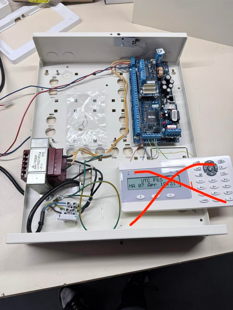 Aritech set ATS1500, Ophalen