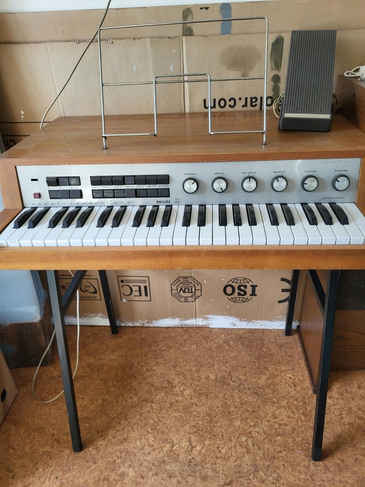 gratis elektrisch orgel met kruk. werkend, Ophalen, Gebruikt, 2 klavieren, Orgel