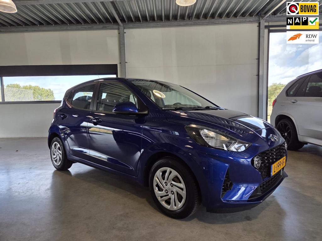 Hyundai I10 1.0 Comfort APPLE CARPLAY/ANDROID AUTO NAVI., Voorwielaandrijving, 899 kg, Origineel Nederlands, Handgeschakeld
