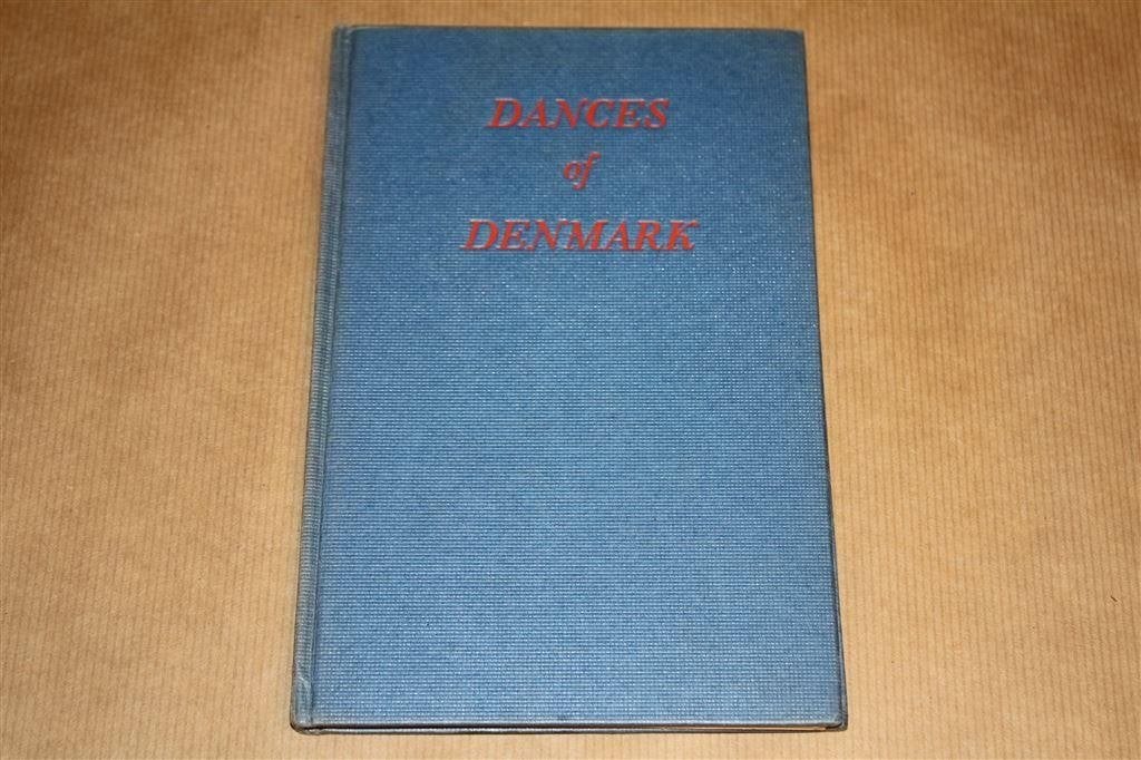 Dances of Denmark [1950]. Handboek Europese volksdansen., Boeken, Ophalen of Verzenden, Gelezen, Toneel
