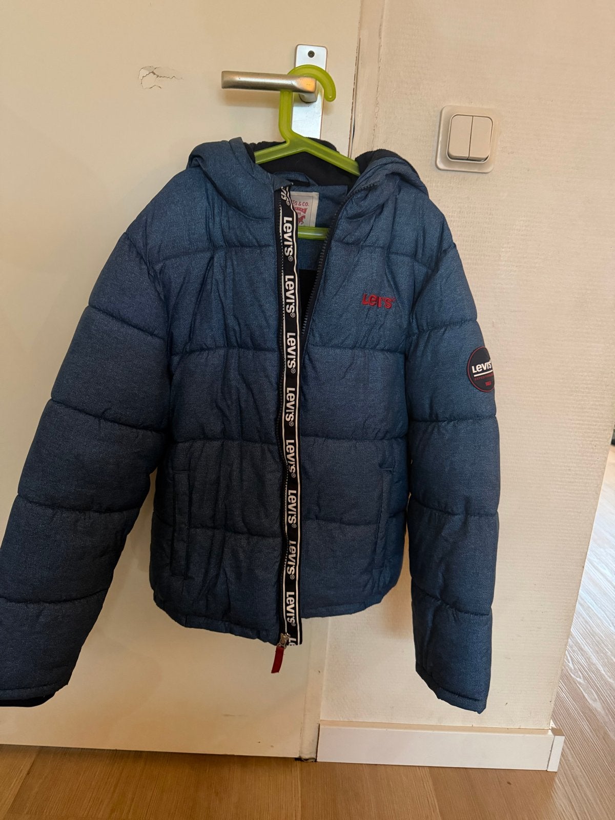 Levi’s Expeditionaries puffer jas –maat 14A/164– nieuwstaat, Ophalen of Verzenden, Zo goed als nieuw, Jongen of Meisje, Jas