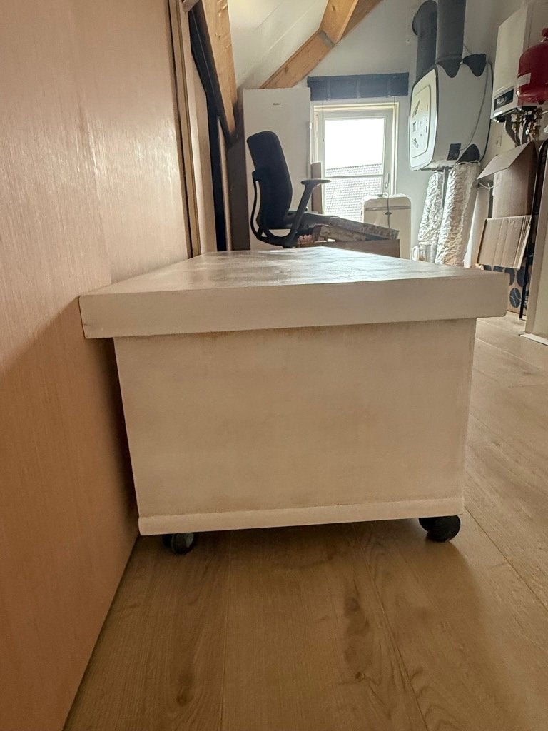 White wash tv-meubel op wieltjes, Ophalen, 100 tot 150 cm, Zo goed als nieuw, Minder dan 100 cm