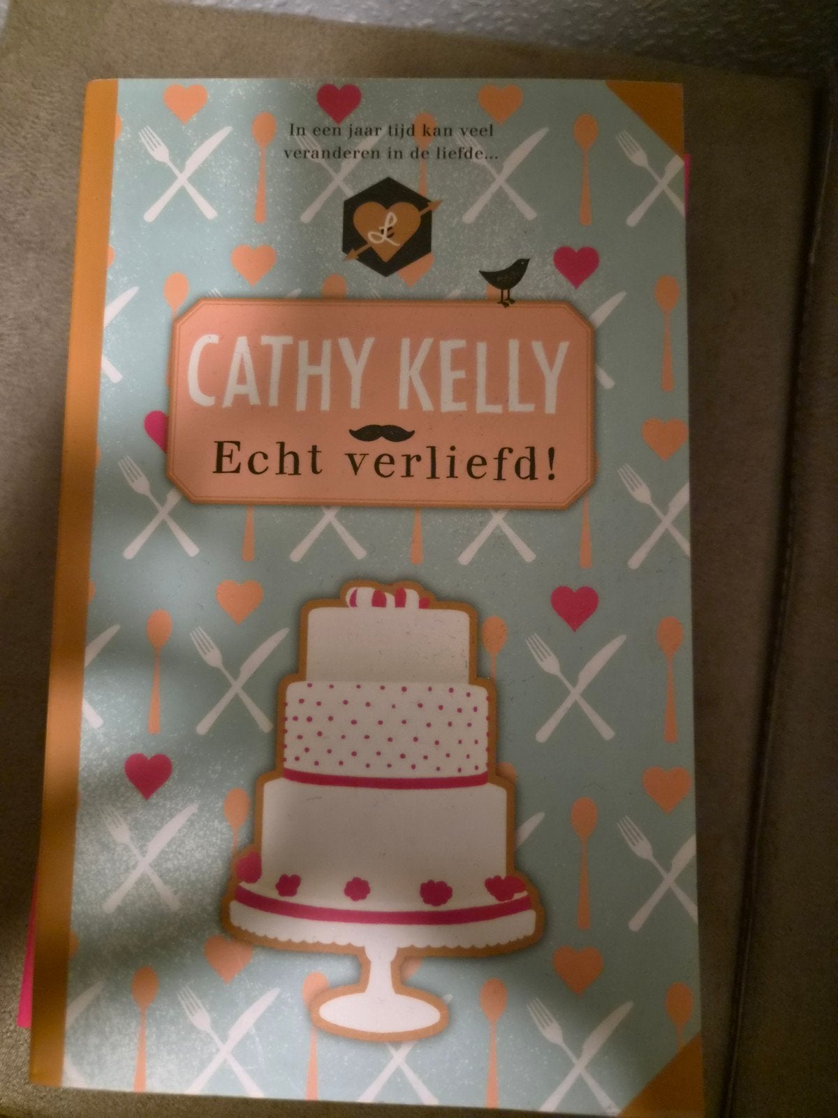 Cathy Kelly - Echt verliefd! Roman, Ophalen of Verzenden, Gelezen, Cathy Kelly, Nederland