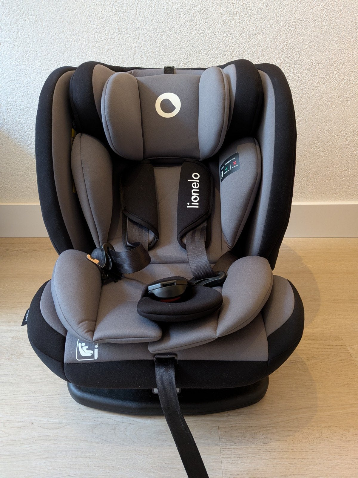 Lionelo Izzy i-Size autostoel - Zo goed als nieuw, Ophalen, Zo goed als nieuw, Overige merken, Autogordel