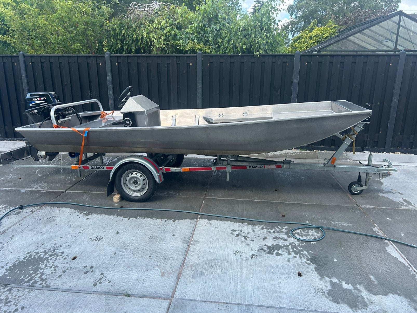 Aluminium plat bodem met 2 vaar uren, Watersport en Boten, Vis- en Consoleboten, Ophalen, Zo goed als nieuw, Aluminium, Benzine