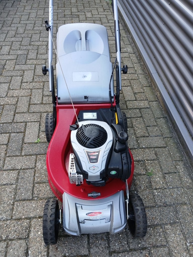 Castelgarden motormaaier 51 cm zelfrijdend, aluminium, Ophalen, Cirkelmaaier, Zo goed als nieuw, Benzine-grasmaaier