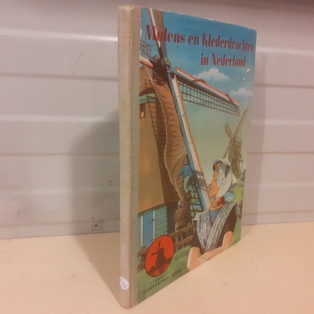Nr. 677 Plaatjesalbum: molens en klederdrachten in Nederland, Boeken, Ophalen of Verzenden, Gelezen, H.B.E.Warnaars en M.A.Hijlkema