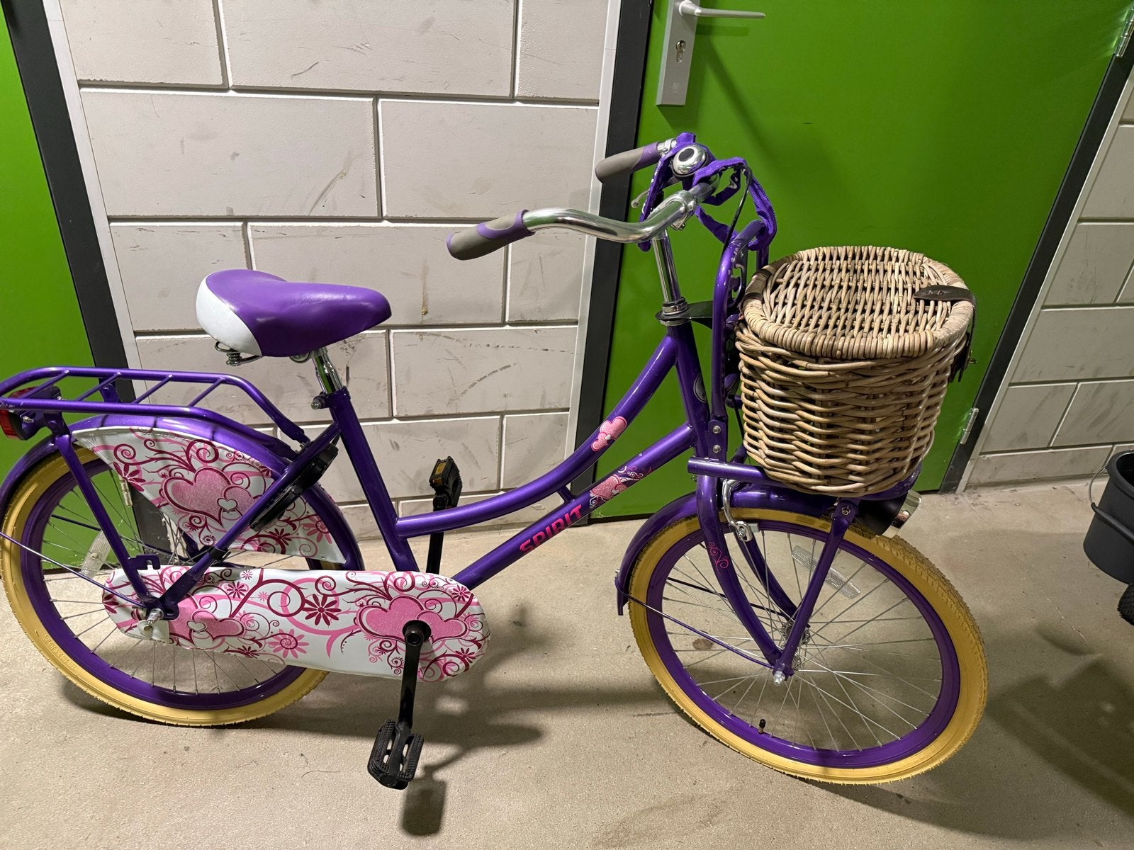 Spirit meisjesfiets 20 inch paars met mandje, Ophalen of Verzenden, Gebruikt, Terugtraprem, 20 inch