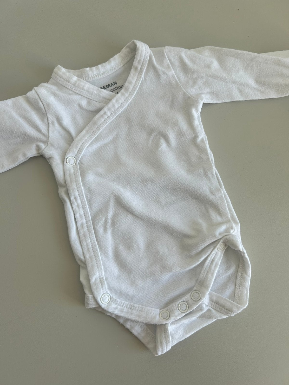 Overslag romper lange mouwen, Kinderen en Baby's, Verzenden, Zo goed als nieuw, Jongetje of Meisje, Nacht- of Onderkleding
