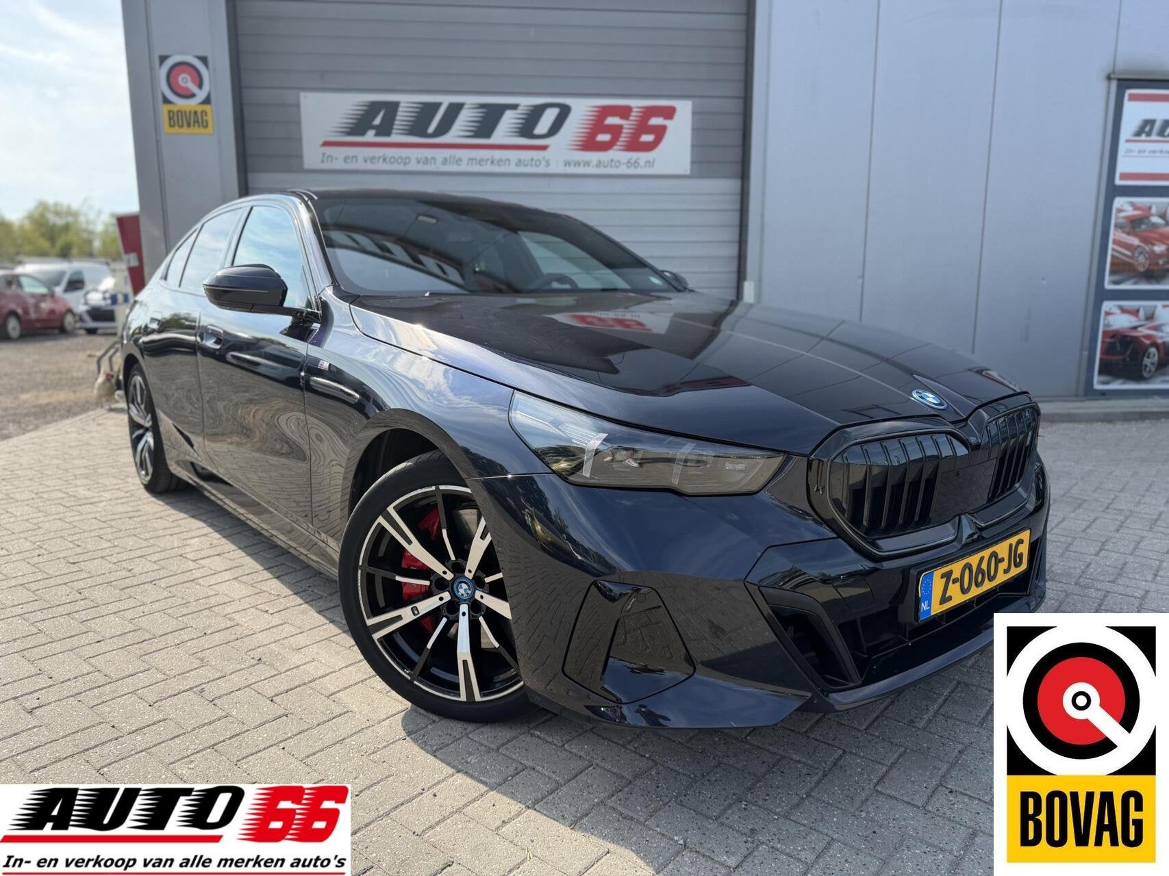 BMW i5 eDrive40 84 kWh, Achterwielaandrijving, Gebruikt, Zwart, Met garantie (alle)
