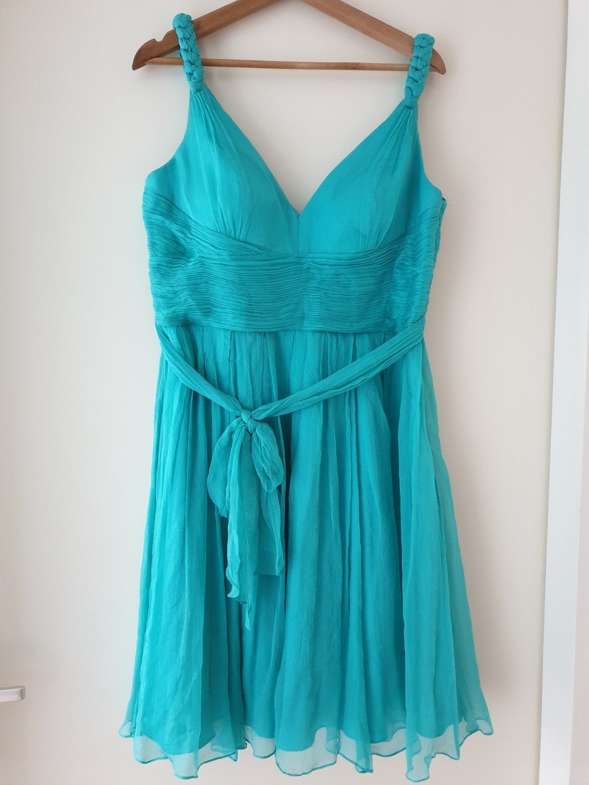 Mooie turquoise jurk maat 38 zgan, Kleding | Dames, Gelegenheidskleding, Maat 38/40 (M), Galajurk, Blauw, Ophalen of Verzenden