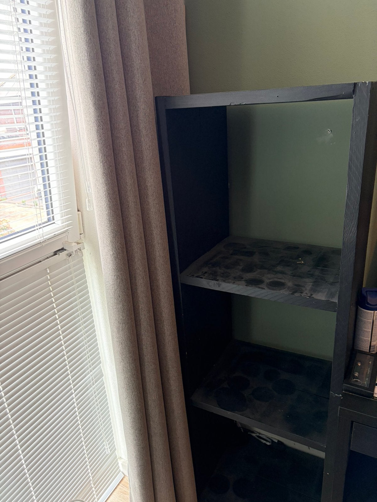 Steigerhouten kast, Ophalen, Gebruikt