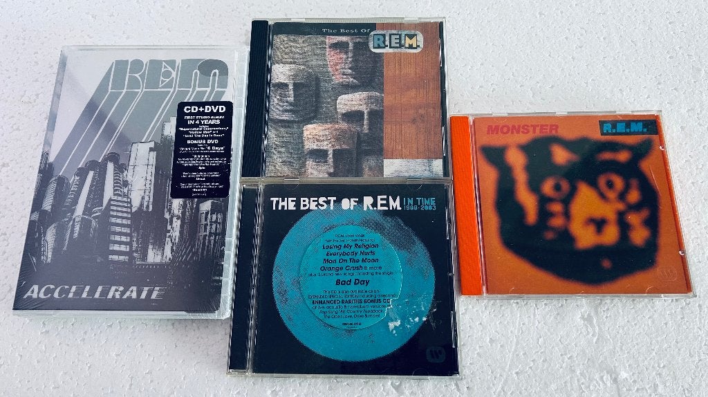 R.E.M. CD+DVD Pakket (4x) met INGESEALDE Luxe Accelerate Box, Ophalen, Zo goed als nieuw, Cd of Plaat