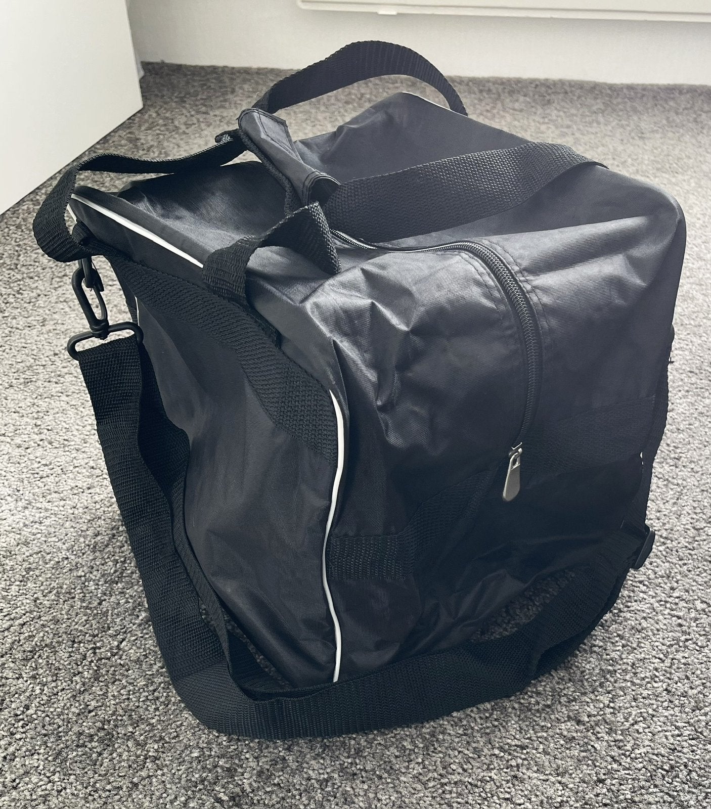 Kleine reistas, 30 cm of meer, Zwart, Minder dan 35 cm, Ophalen of Verzenden