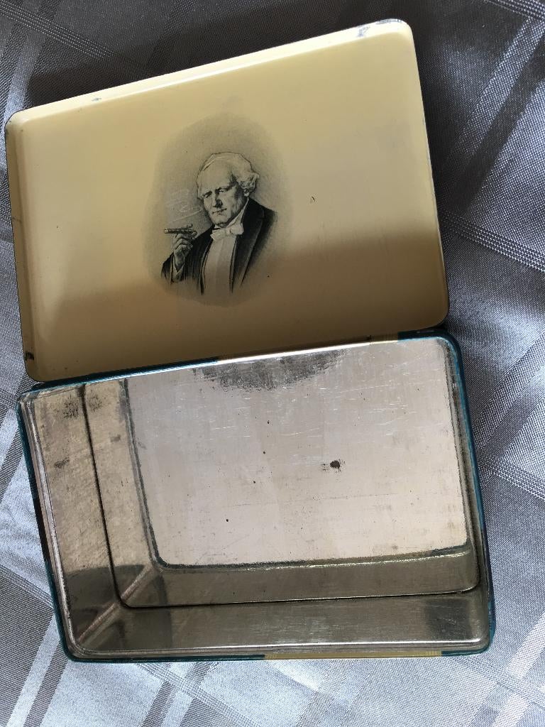 Blikken sigarendoos van Regal Deliaantjes, Verzamelen, Ophalen of Verzenden, Gebruikt, Overige