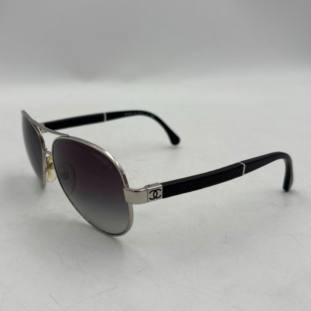 Chanel 4195 Q Designer Zonnebril - Prima staat, Chanel, Zo goed als nieuw, Support@chanel.com, 31 Rue Cambon, 75001 Paris
France