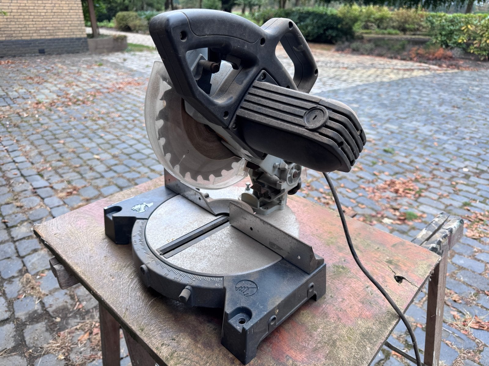 Einhell KGS 210 Profi Afkortzaag - 1200W, Ophalen, Gebruikt, Afkortzaag, 30 tot 70 mm