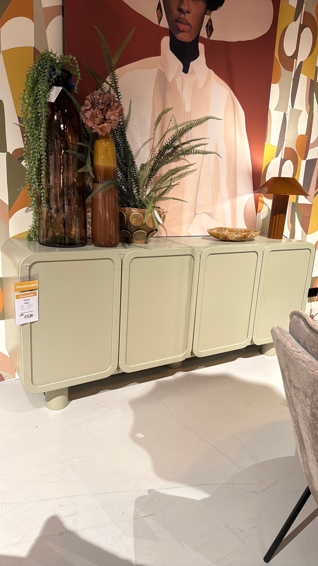 Showroom Dressoir & Bergkast Vienna, Ophalen, Zo goed als nieuw, 25 tot 50 cm