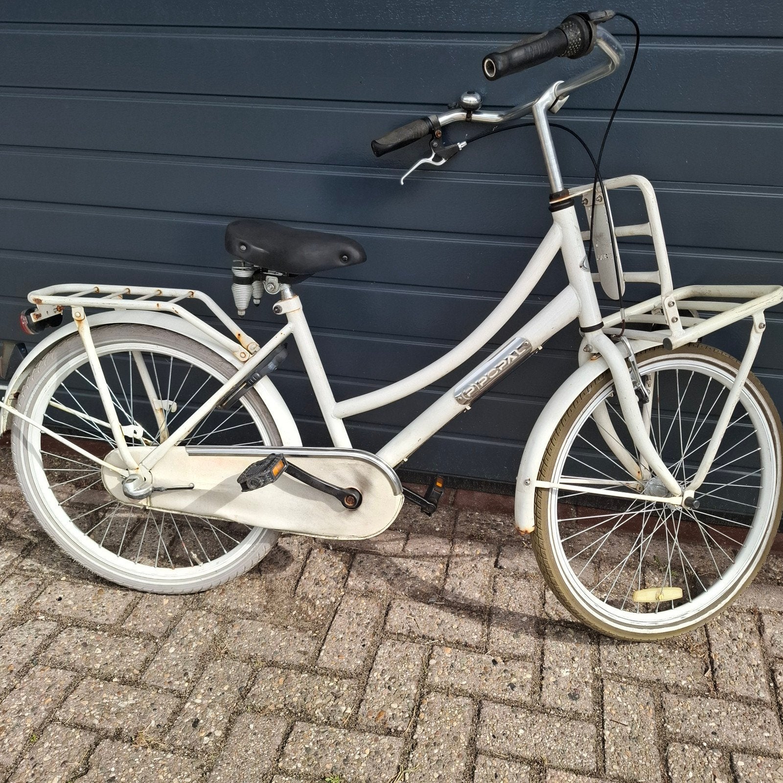 Witte meisjesfiets met voordrager en bagagedrager, Overige merken, Gebruikt, Velgrem, Versnellingen