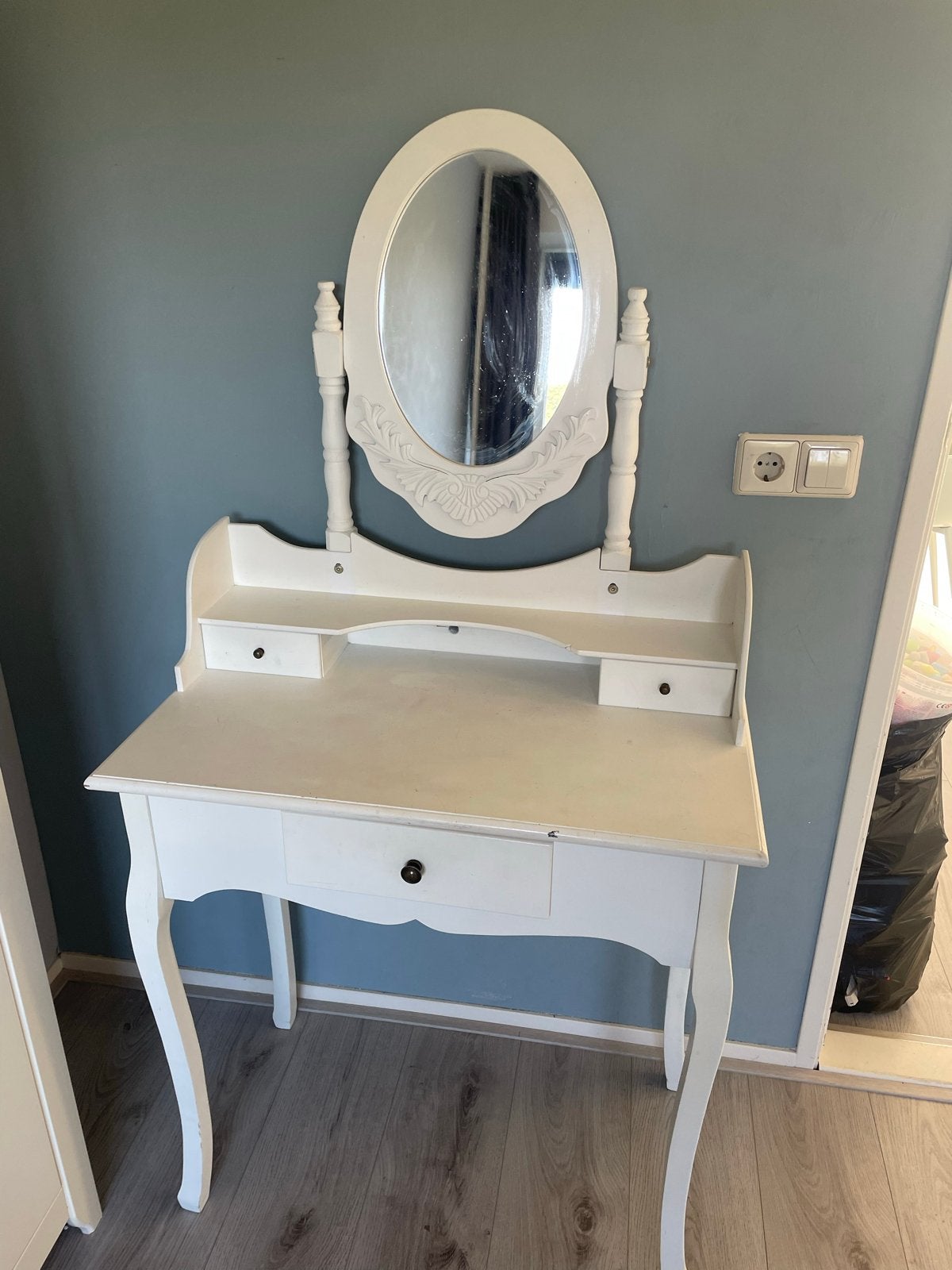 Wit brocante make-up tafeltje / bureautje met spiegel, Ophalen, Gebruikt, 50 tot 100 cm, Minder dan 100 cm