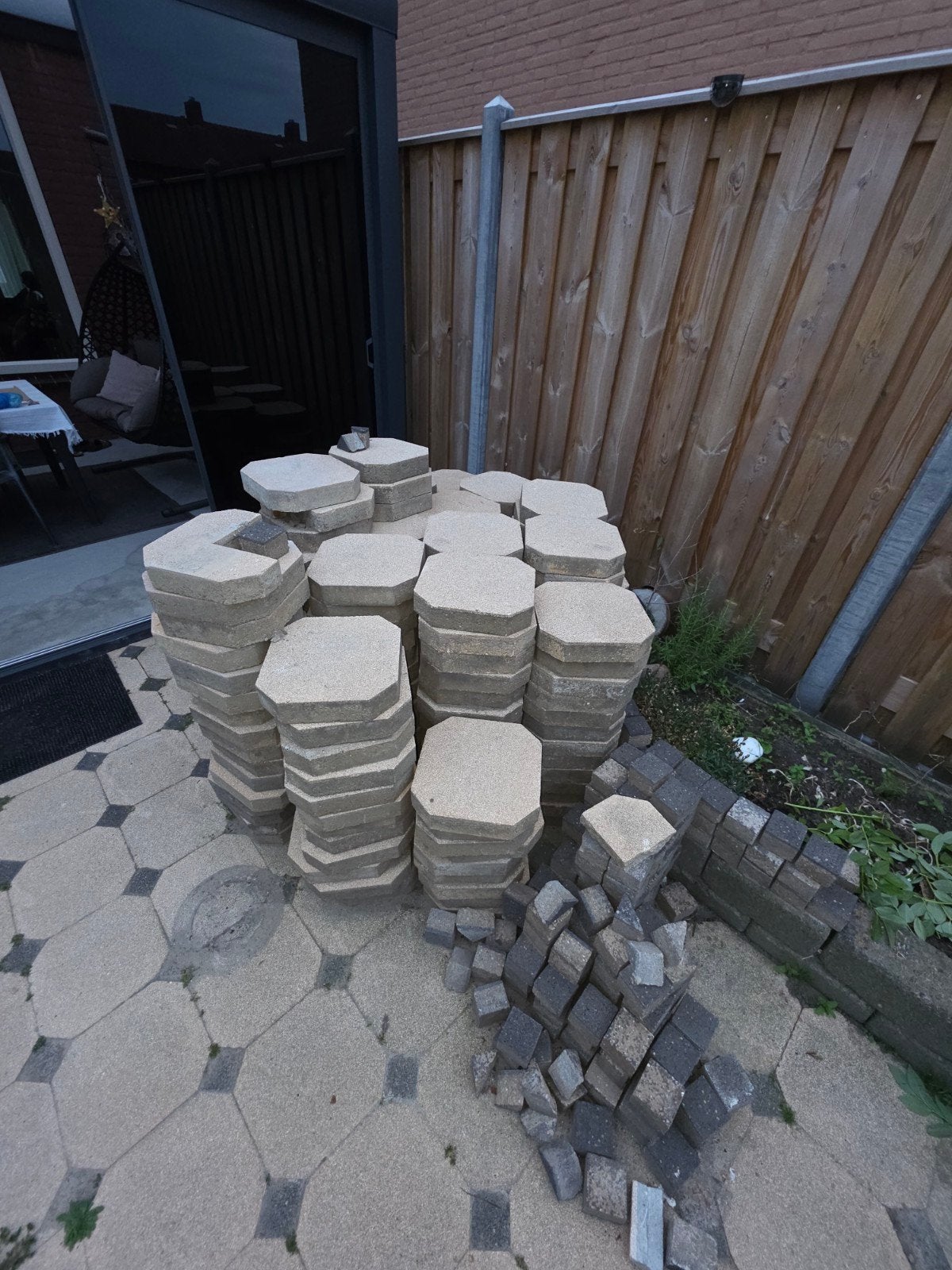 Terrastegels  15²m   16²m  ongeveer, Tuin en Terras, Ophalen, Gebruikt, 10 m² of meer, Beton