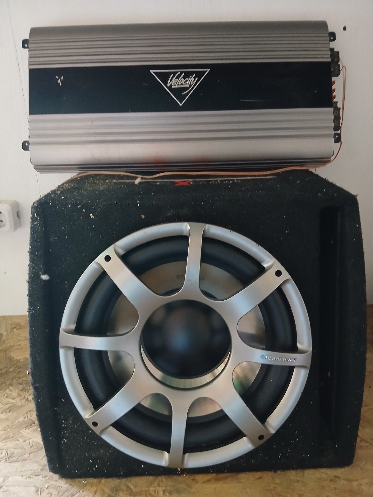 1000 watt subwoofer  2000 watt versterker, Ophalen