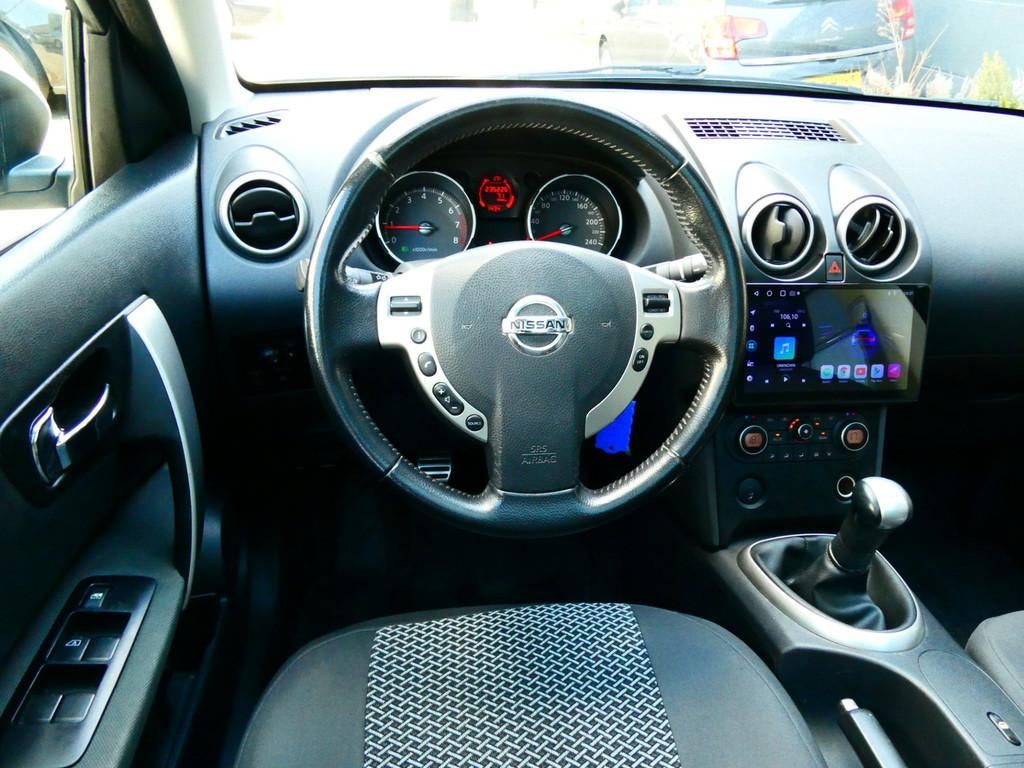 Nissan Qashqai 1.6i 114pk Clima Cruise Navi Trekhaak 1200kg., Voorwielaandrijving, 1272 kg, Gebruikt, 4 cilinders
