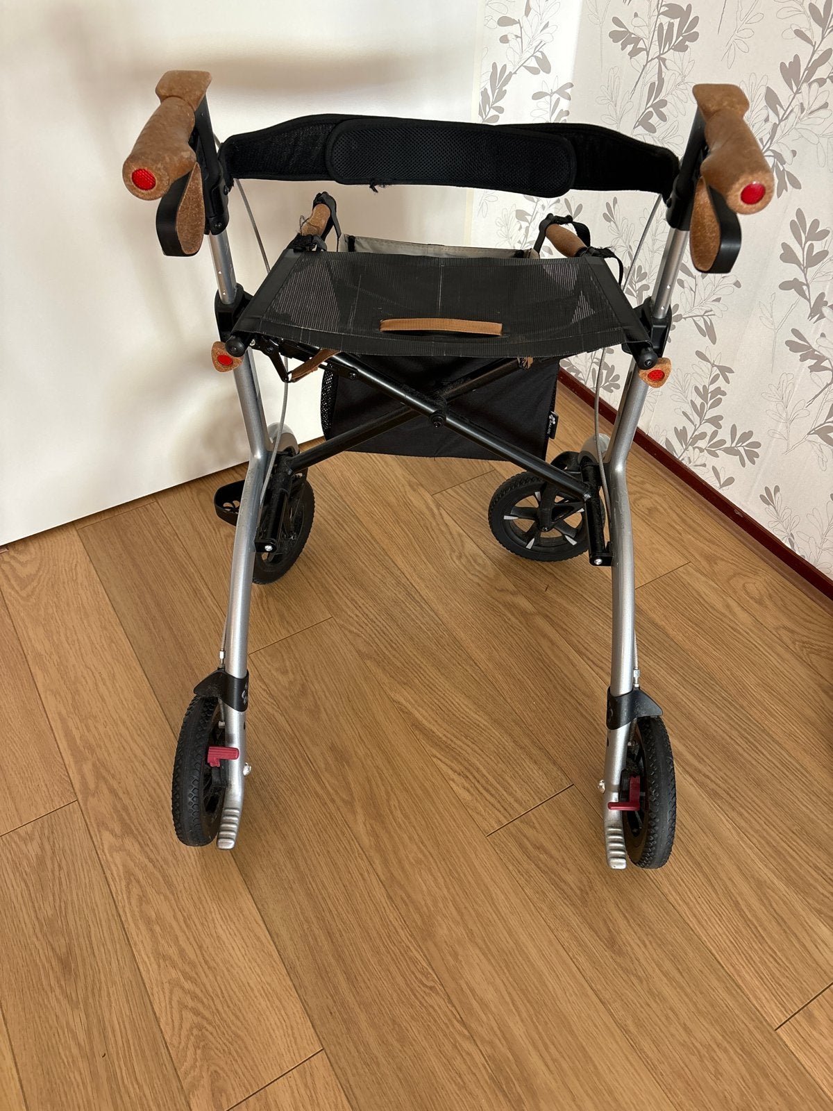 Rollator Saljol carbon CR 62, Ophalen of Verzenden, Opvouwbaar, Gebruikt