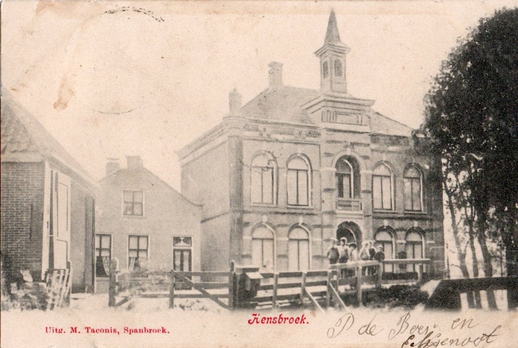 Hensbroek, Gezicht op het Raadhuis. 7695, Ophalen of Verzenden, Voor 1920, Gelopen, Zuid-Holland