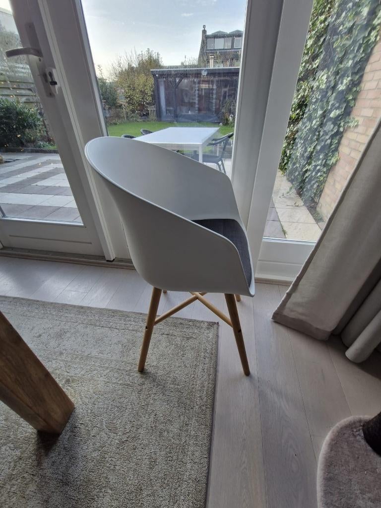 Mooie eetkamerstoelen  of voor in de veranda, Ophalen, Kan overal bij, Wit, Zo goed als nieuw