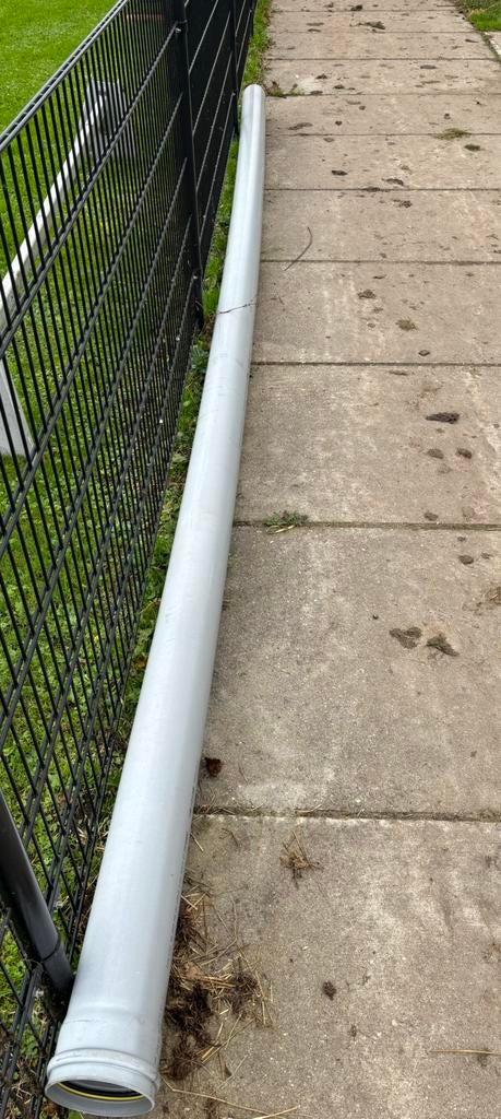5 stuks Pvc buis 160 met aangevormde mof, Tuin en Terras, Ophalen, Zo goed als nieuw, IJzer