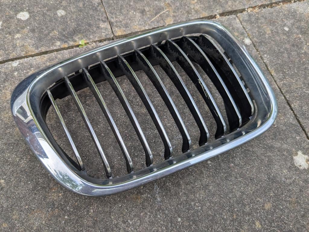 Rechter nier/grille van BMW 3-serie E46, Auto-onderdelen, Gebruikt, Voor, Ophalen of Verzenden, BMW