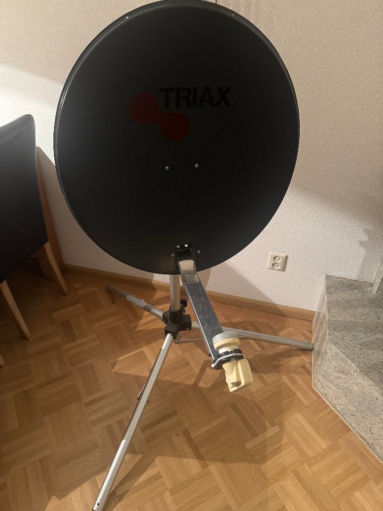 Complete Schotelantenne met toebehoren, Ophalen of Verzenden, Gebruikt