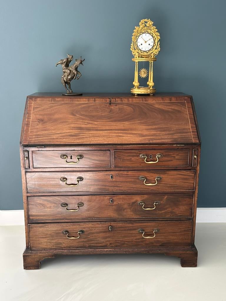 Antieke secretaire - vlam mahonie - George III - 1780/1800, Huis en Inrichting, Kasten | Secretaires, Ophalen of Verzenden, Gebruikt