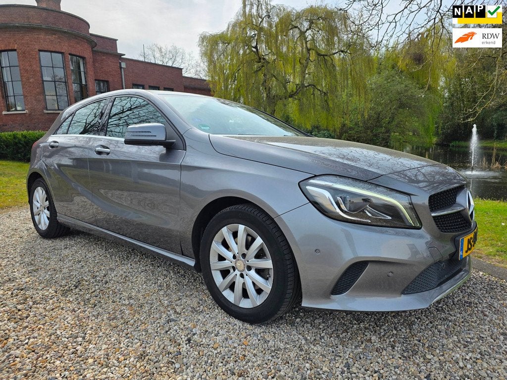 Mercedes-Benz A-klasse 160 Ambition AUTOMAAT, Auto's, Gebruikt, 4 cilinders, Traction-control, Bedrijf